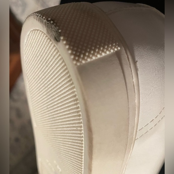 Banana Republic Tennis Shoe Sneakers Sz 10.5 - Picture 7 of 9